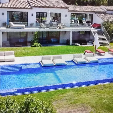 Amazing Near Beach Pampelonne Apartment Saint-Tropez